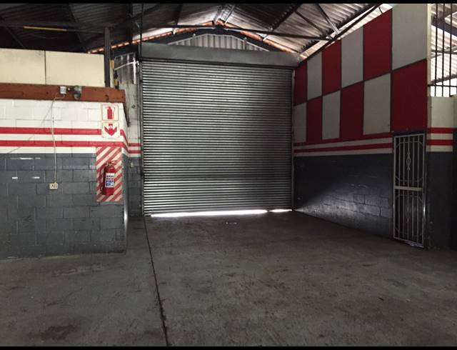 1,300M² FACTORY FOR SALE IN BEACONVALE